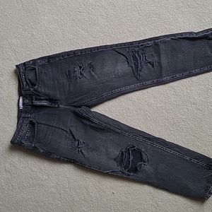 Women's black distressed jeans